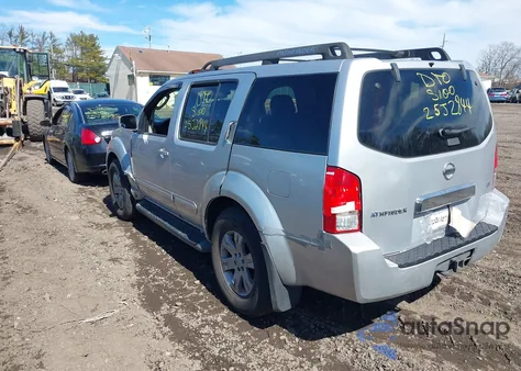 2006 Nissan Pathfinder Le from USA, damaged, VIN 5N1AR18W76C675887